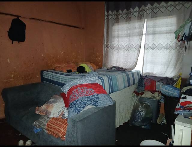 5 BEDROOM HOUSE FOR SALE IN ELSBURG